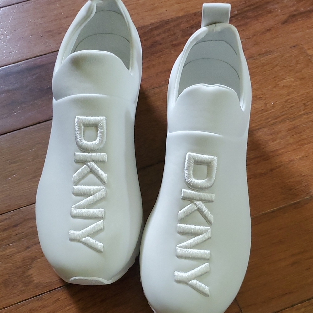 DKNY Cream Slip-On Sneakers